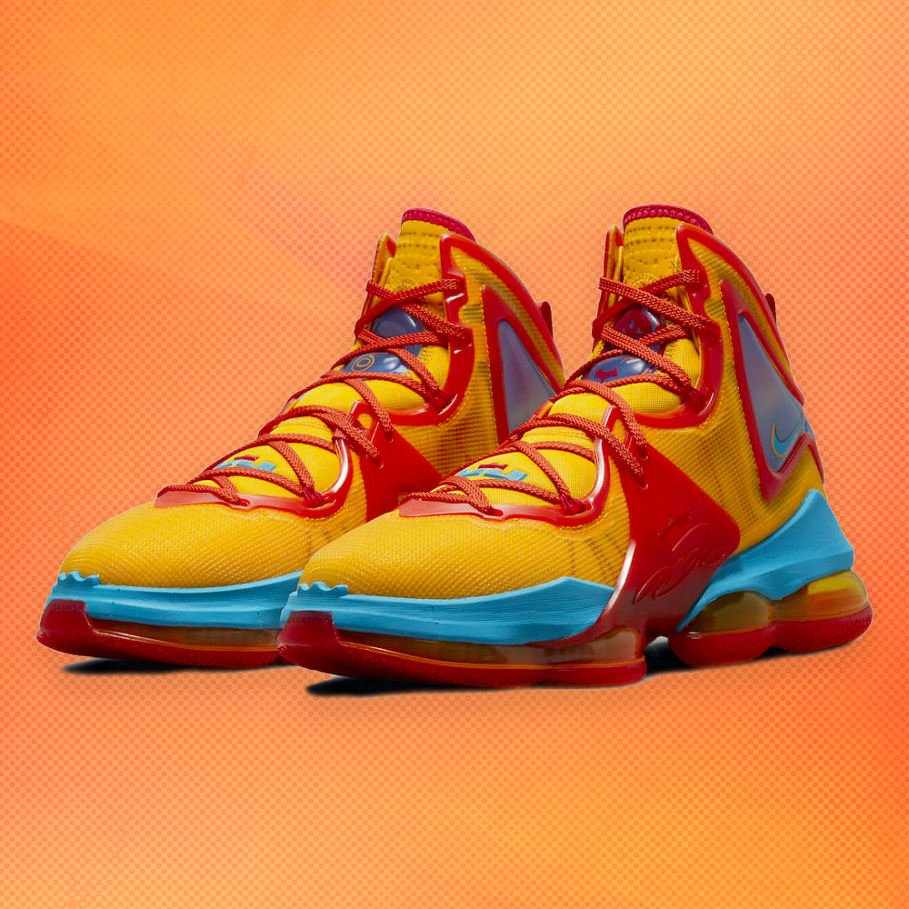 Кроссовки Nike LeBron 19